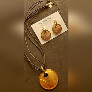 LIA SOPHIA | Mother of Pearl Pendant & Earrings